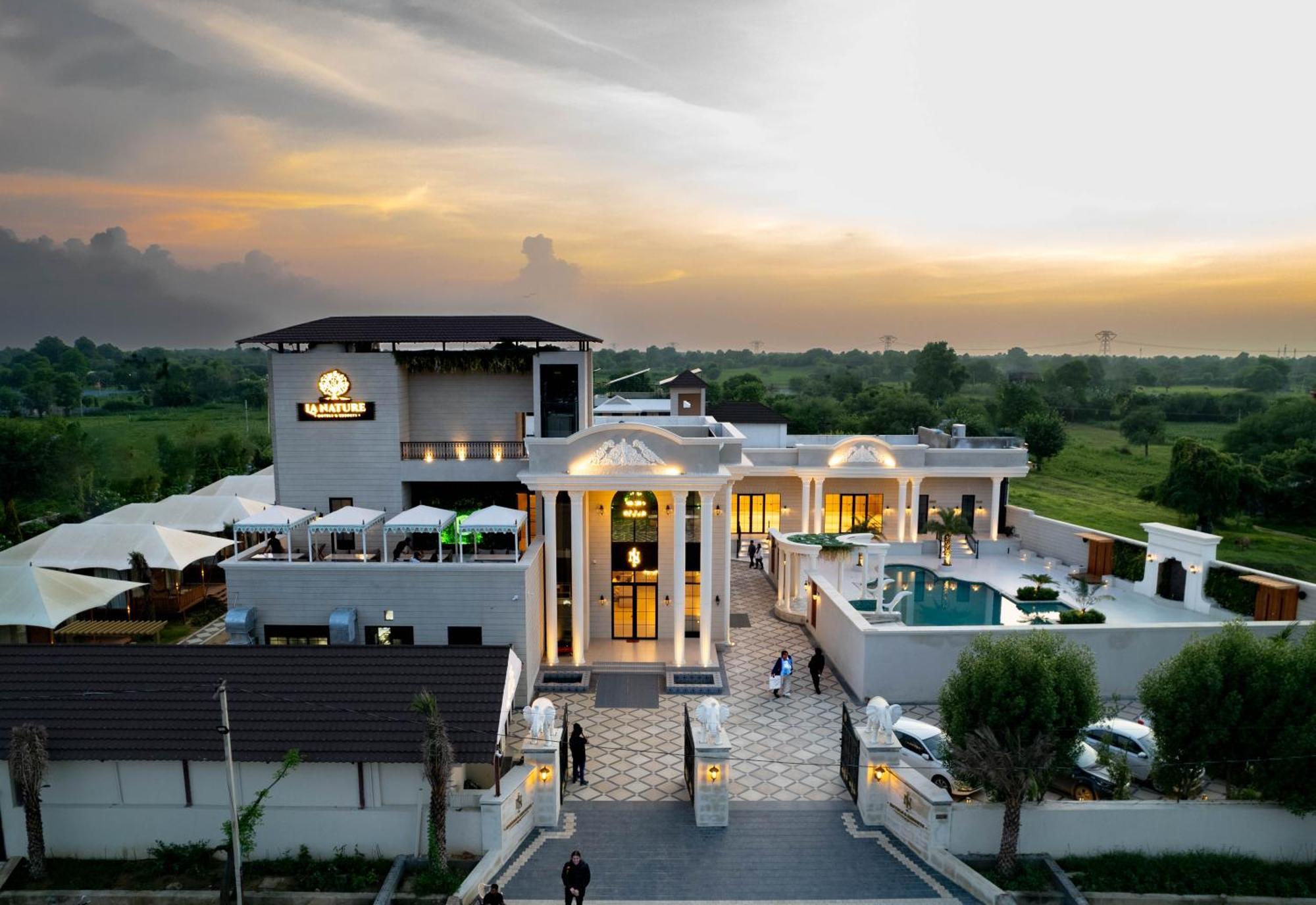 La Nature Hotels & Resorts Sikar Экстерьер фото